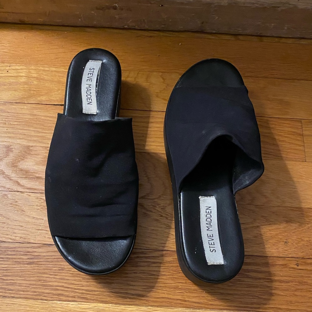 Steve Madden Slinky Slides